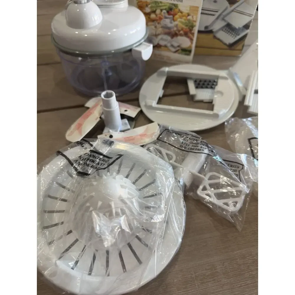 MIRACLE KITCHEN PLUS ULTIMATE KITCHEN TOOL CHOP BLEND SHRED SLICE JUICE MIX WHIP